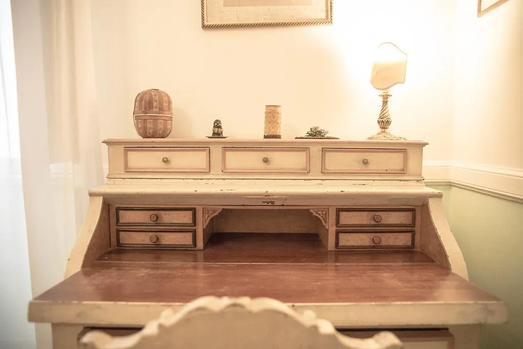 ** Guest house Residenza Maritti Classic Rooms - Ghuesthouse Rome Italy