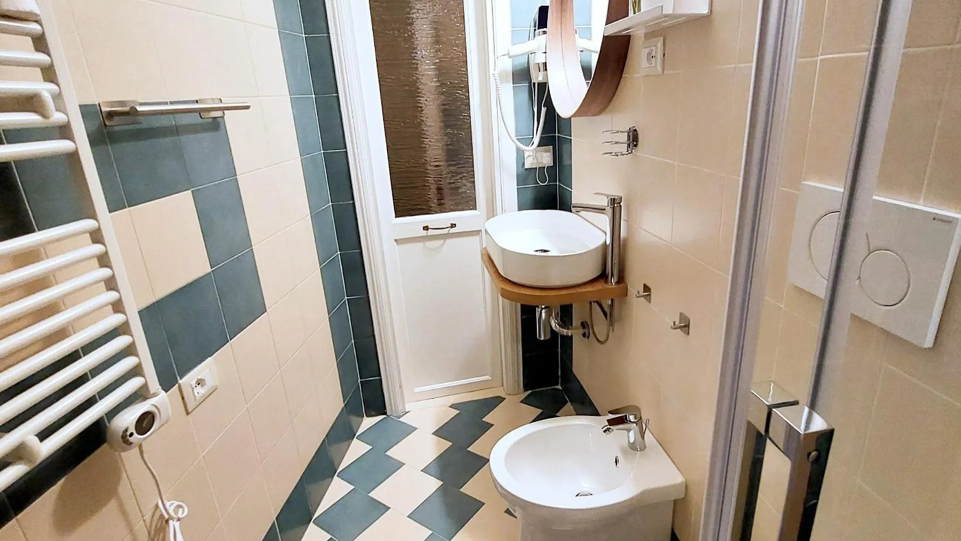 Residenza Maritti Classic Rooms - Ghuesthouse Rome