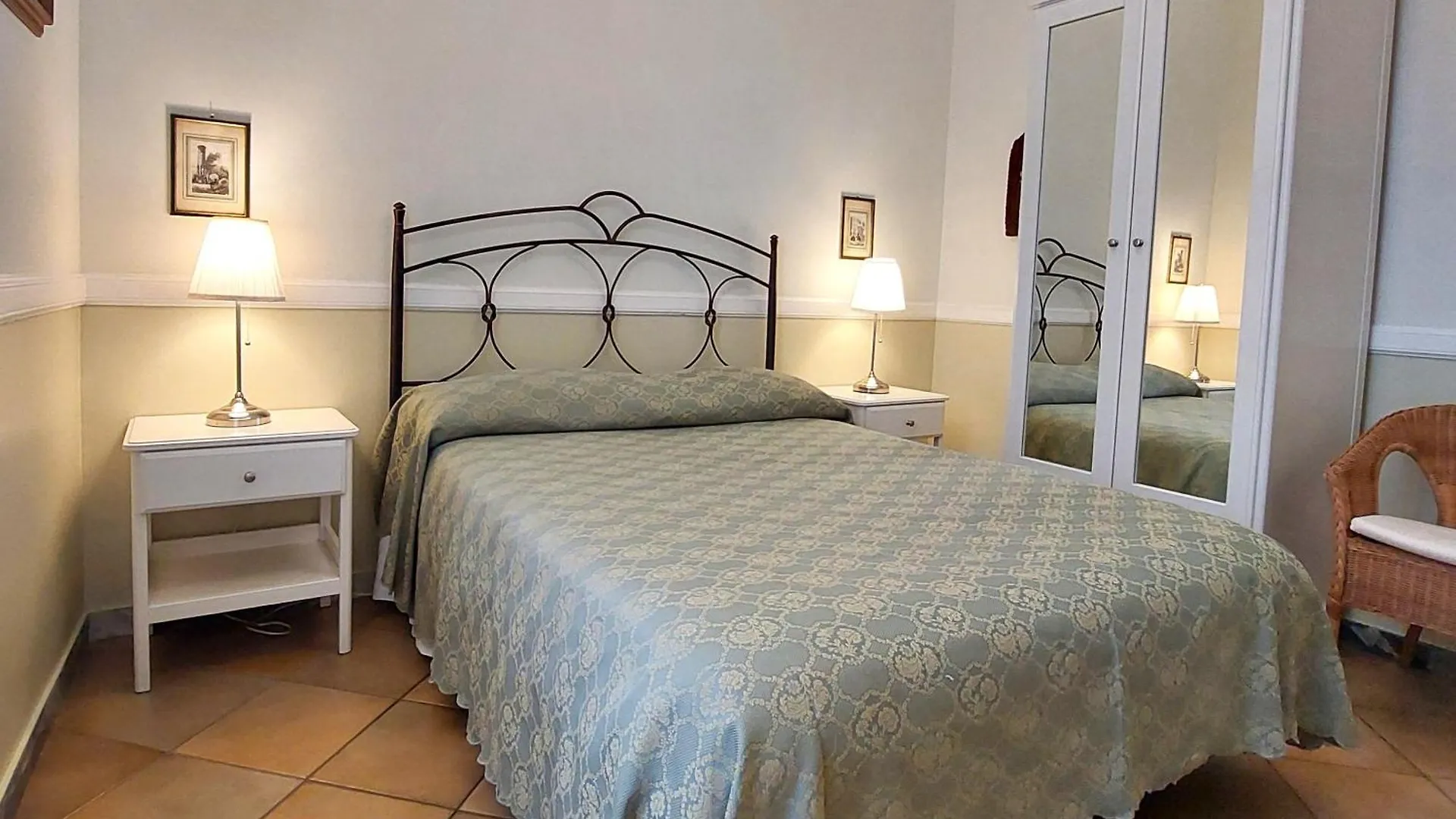 Residenza Maritti Classic Rooms - Guesthouse Rom